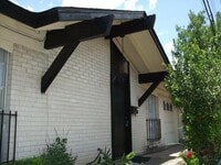 Building Photo - 8109 Georgian Dr