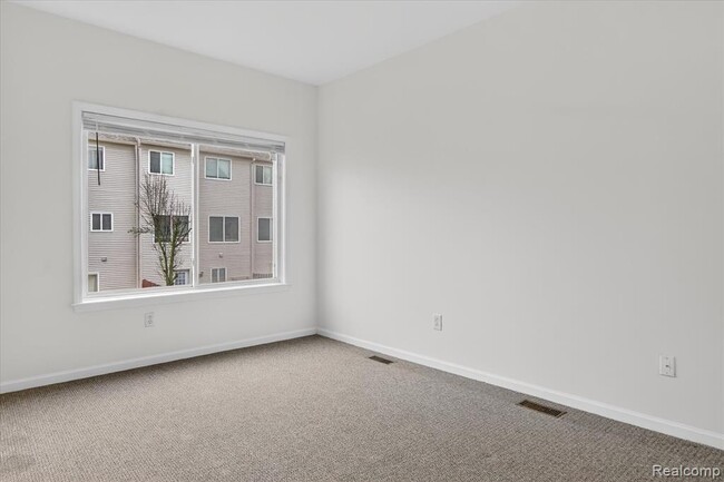 Building Photo - 36366 Dominion Cir