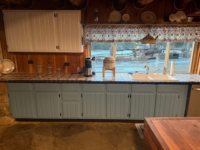 Building Photo - 43393 Co Rd M