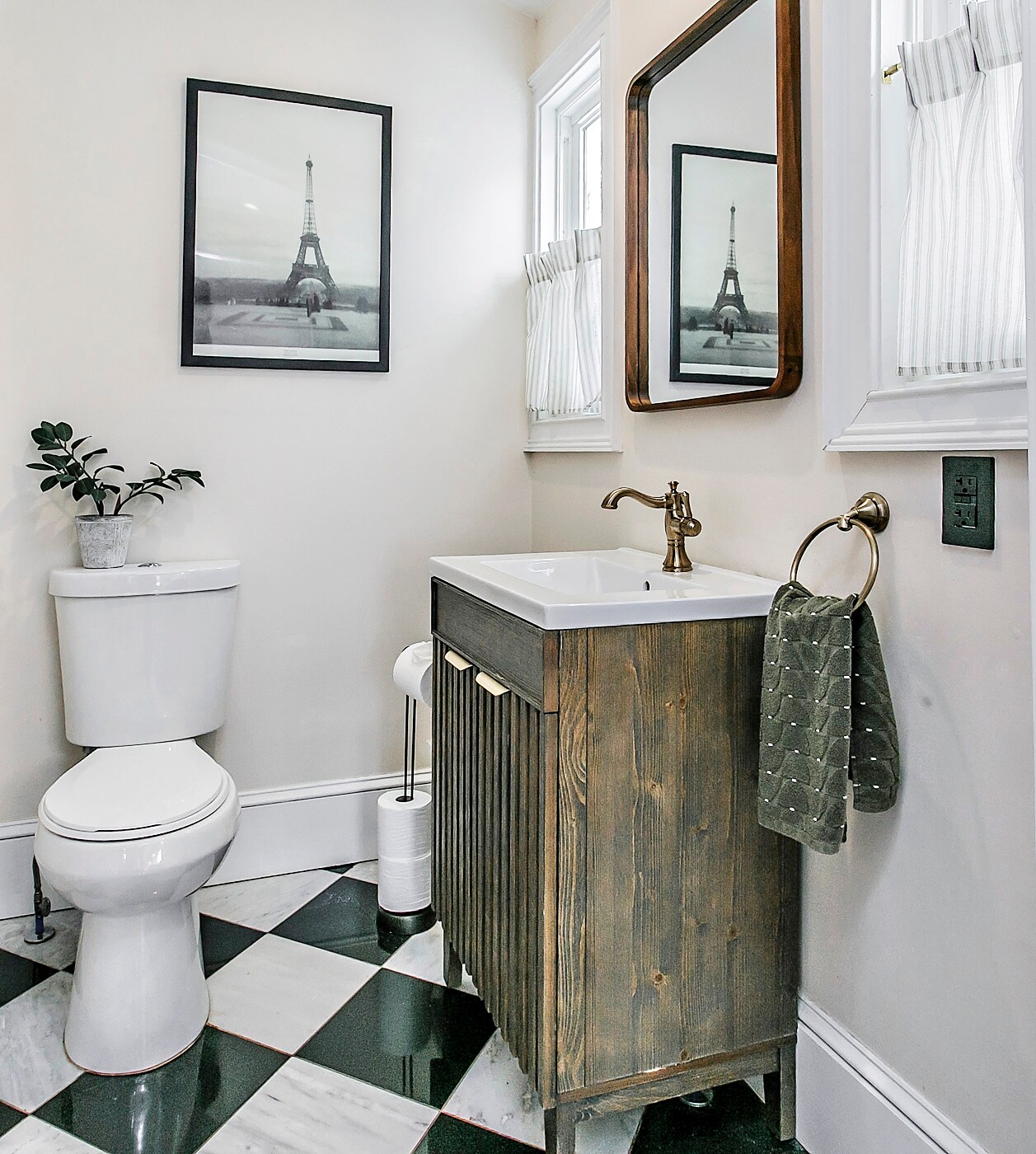 Building Photo - 350 Washington Ave