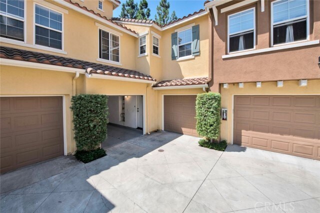 Building Photo - 1014 Timberwood