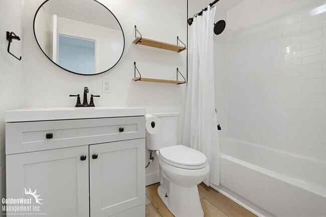 Building Photo - Captivating 3Bdm 2Ba Home in the Carlton Oaks/West Hills area of Santee!