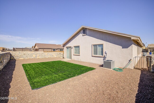 Building Photo - 4745 Guillermo Espinoza St