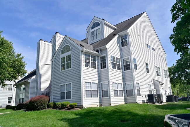 Building Photo - 14052 Vista Dr