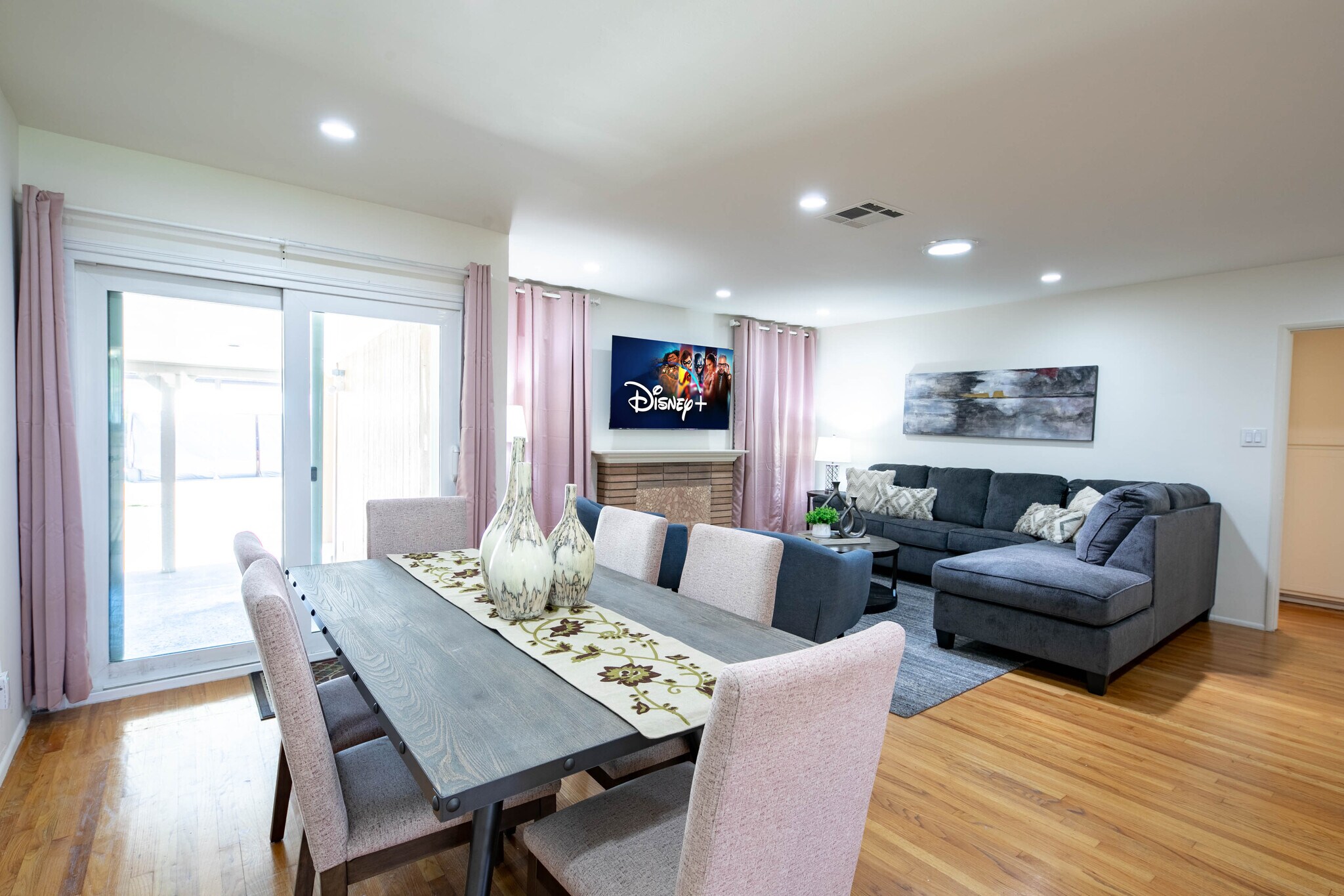 Building Photo - 9088 Emperor Ave