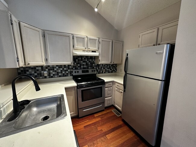 Building Photo - Available Now! "Charming 2bd/1ba with Fireplace & Hardwood Floors in Westminster Oasis!"