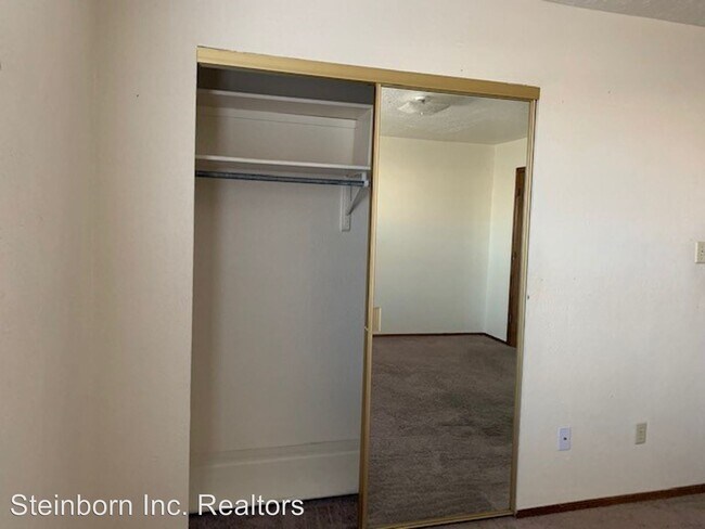 Building Photo - 2900 Los Amigos Ct