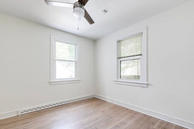 Building Photo - 4904 Patterson Ave
