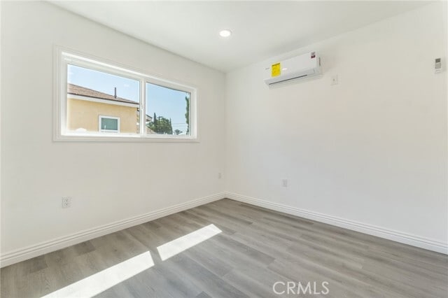 Building Photo - 11910 Elkwood St