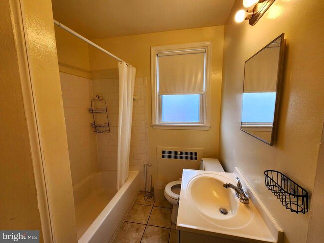 Building Photo - 203 Wilden Dr
