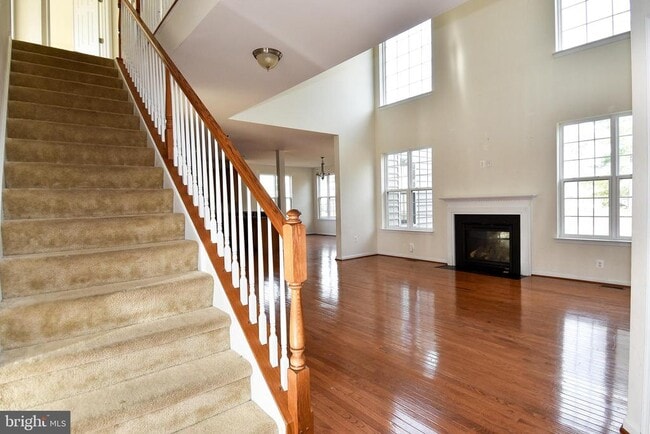 Building Photo - 3082 American Eagle Blvd