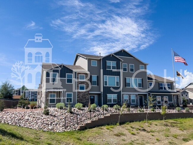 Building Photo - *Special Offer* 1/2 off First Month's Rent...