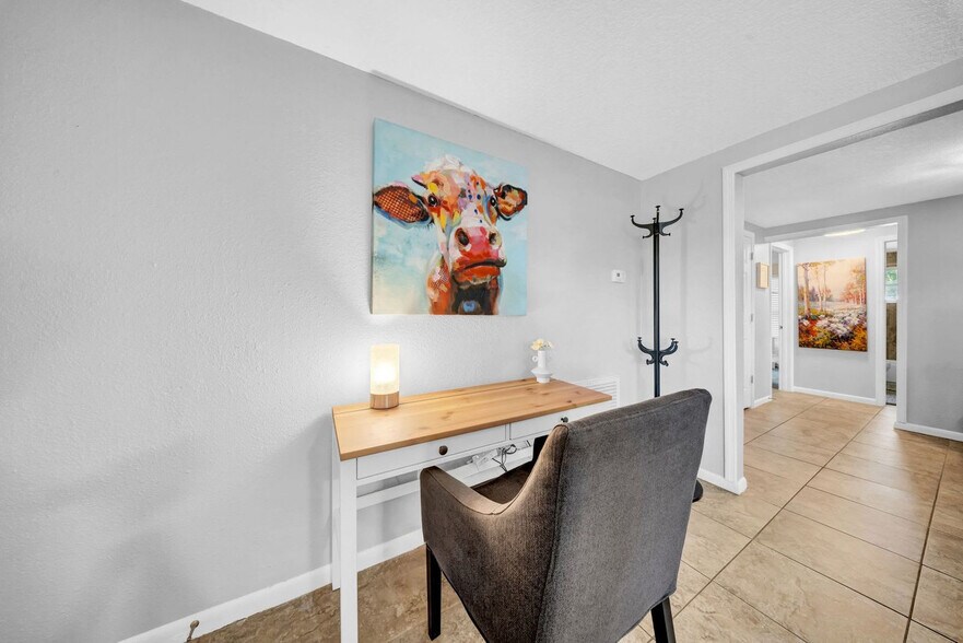 Building Photo - 779 34th St SE