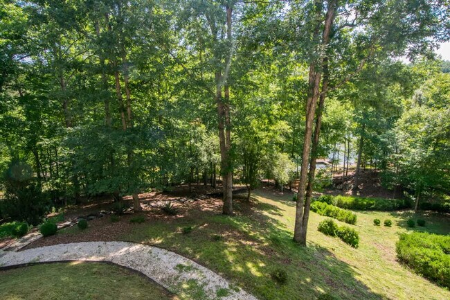 Building Photo - 179 N Mountain Ln