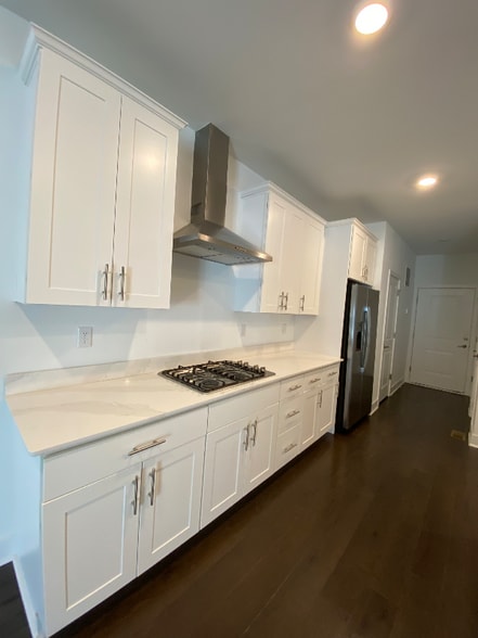 Building Photo - 3105 Aviator Ave