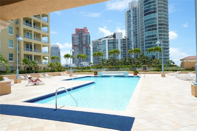 Building Photo - 90 Alton Rd