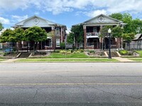 Building Photo - 901 N Bishop Ave