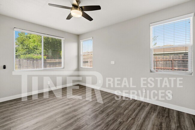 Building Photo - 1839 Dawnelle Way