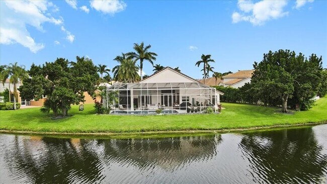 Building Photo - 10792 Queen Palm Ct