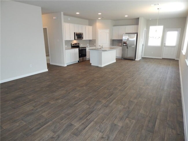 Building Photo - 1005 Ferryman Dr