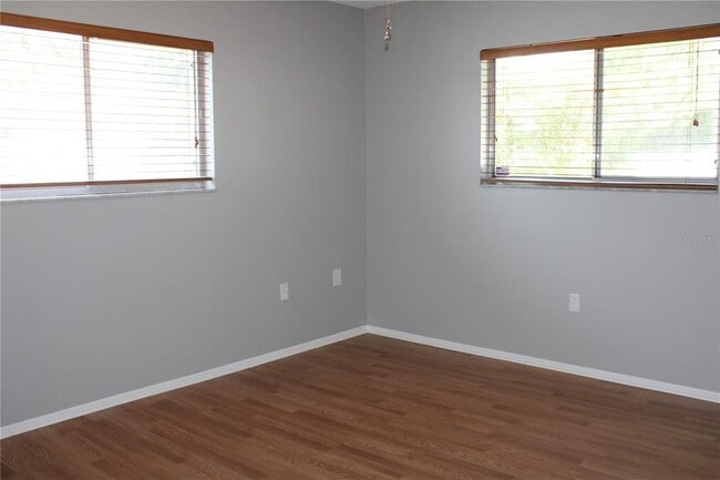 Building Photo - 4024 13th Ave W