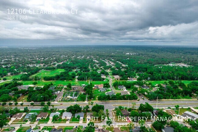 Building Photo - 12106 Clearbrook Ct