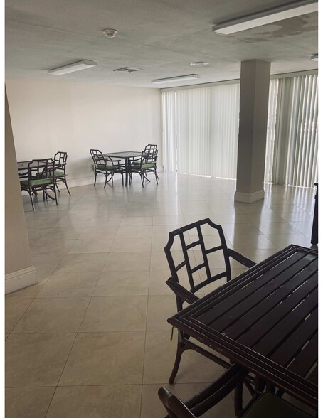 Building Photo - 13155 Ixora Ct