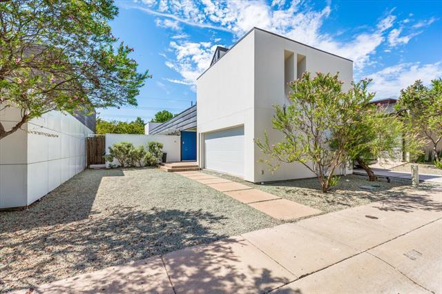 Primary Photo - 33 Vanguard Way