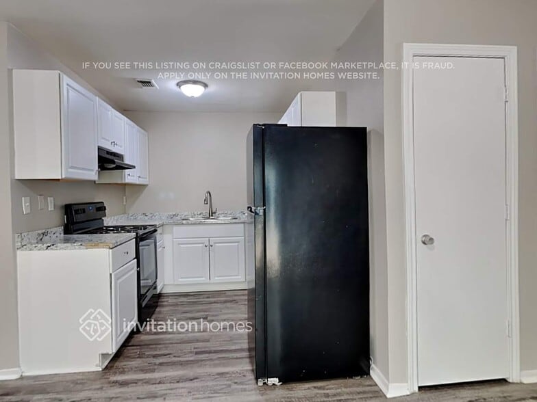 Building Photo - 417 Casie Ct