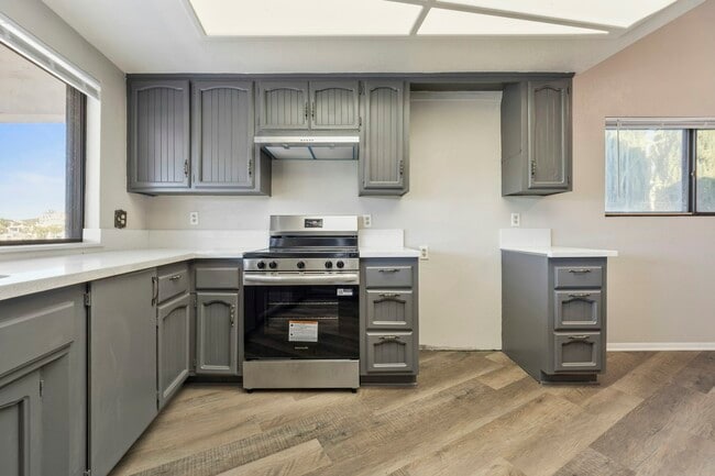 Building Photo - 29611 Bonanza Pl