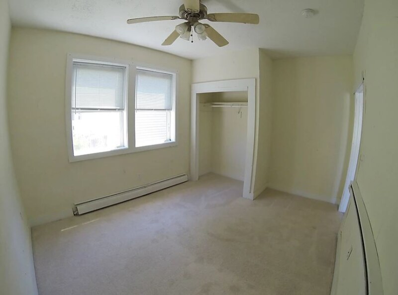 Building Photo - 536 W 5th St