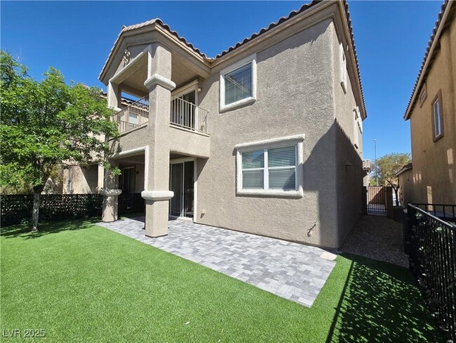 Building Photo - 8789 Ashley Park Ave
