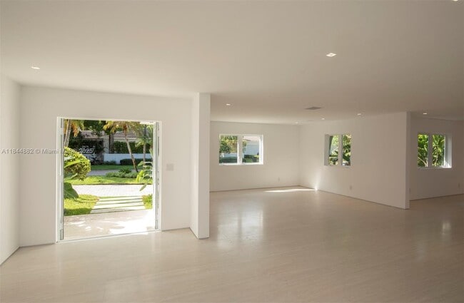 Building Photo - 145 S Prospect Dr