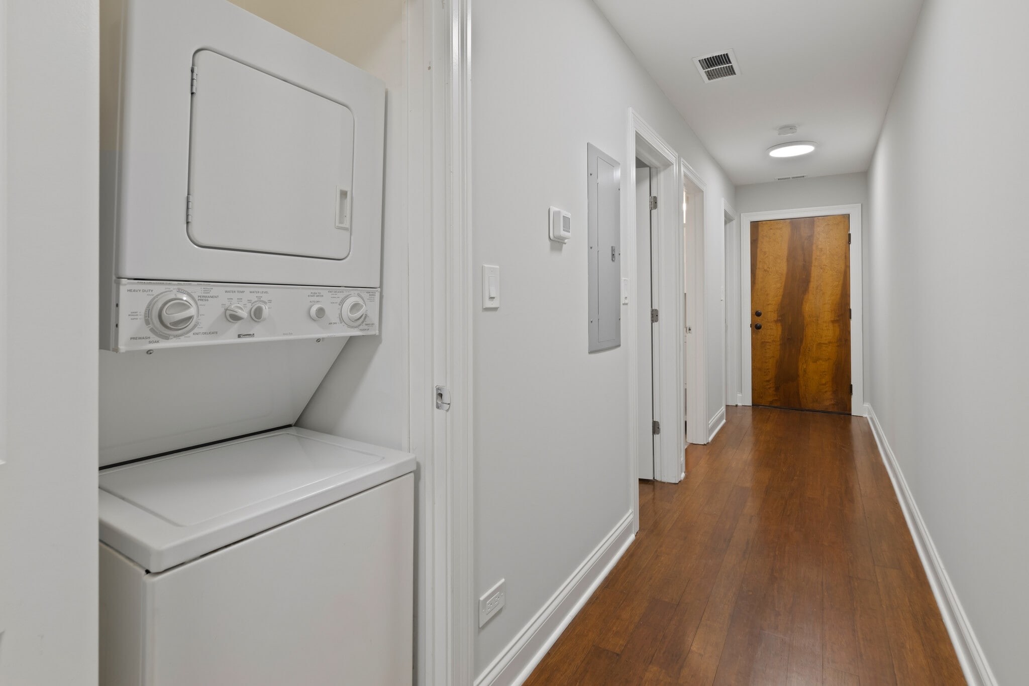 Building Photo - 4637 N Dover St