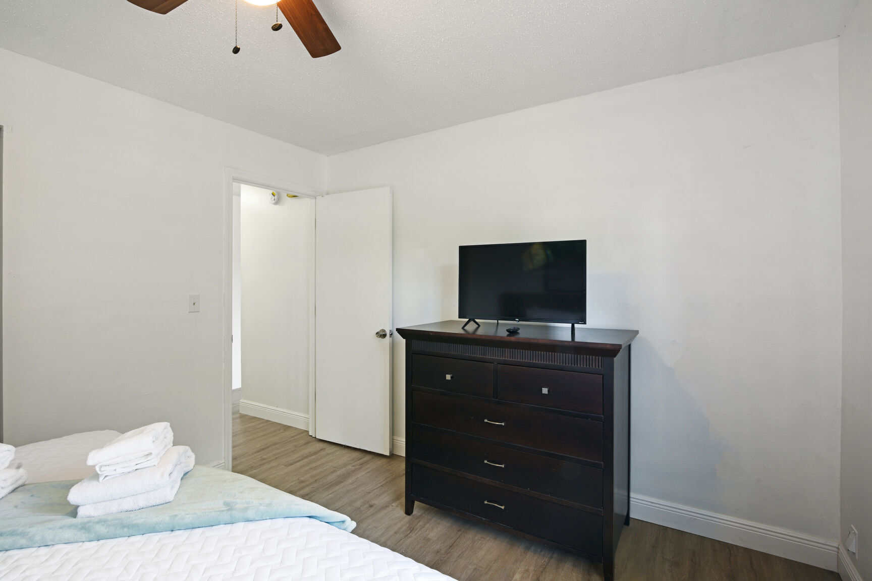 Building Photo - 811 W Magnolia St