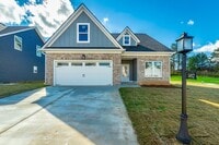 Building Photo - 5012 Oop Rd