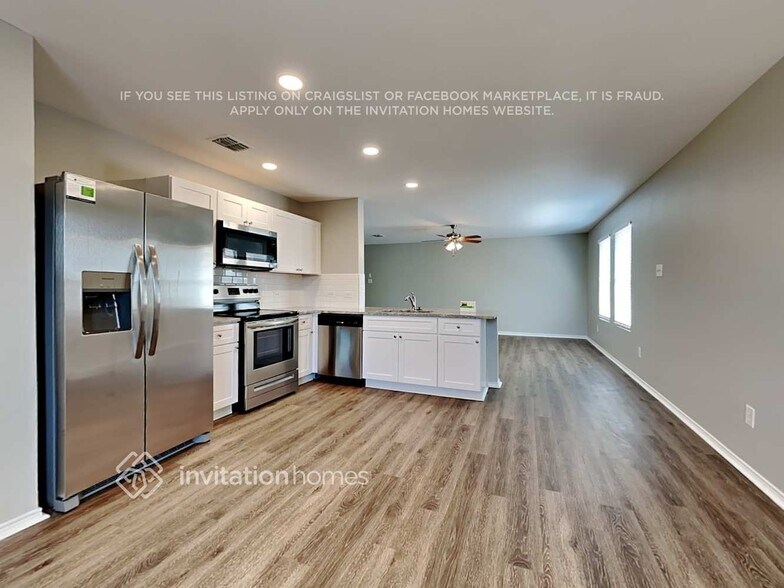 Building Photo - 14237 Cedar Post Dr
