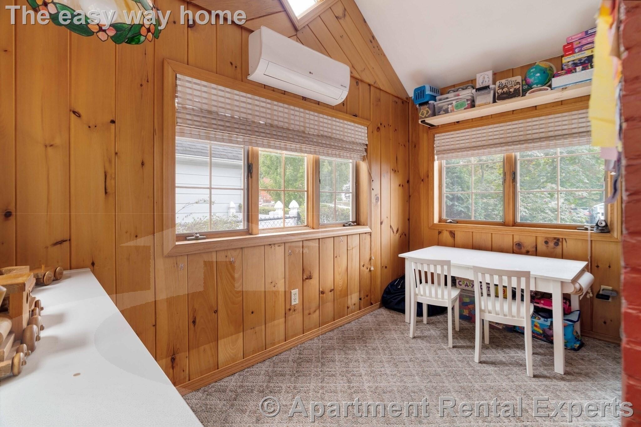 Building Photo - 19 Trenton St