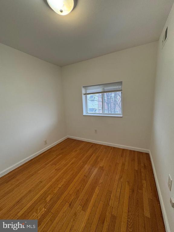 Building Photo - 2707 S 9th St