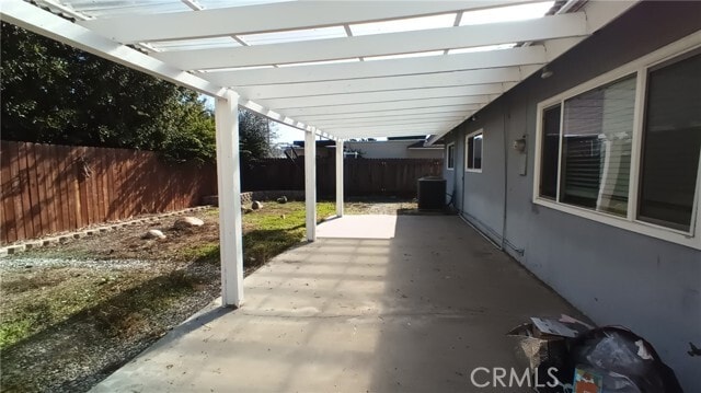 Building Photo - 20644 Collegewood Dr