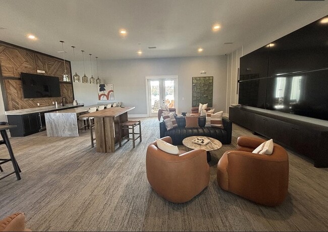 Building Photo - 45 Splendor Run