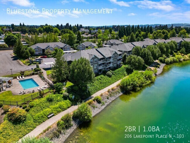Building Photo - 206 Lakepoint Pl N