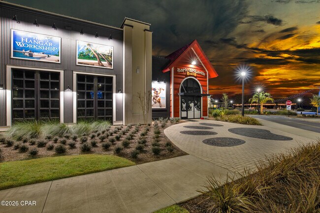 Building Photo - 9348 Daydream Dr