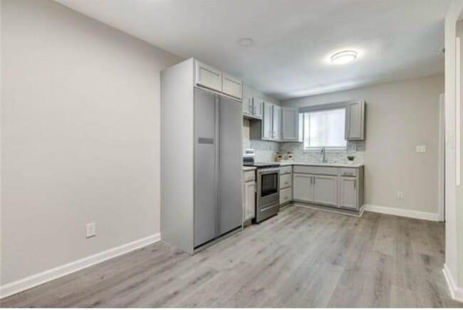 Building Photo - 1895 Dunlap Ave