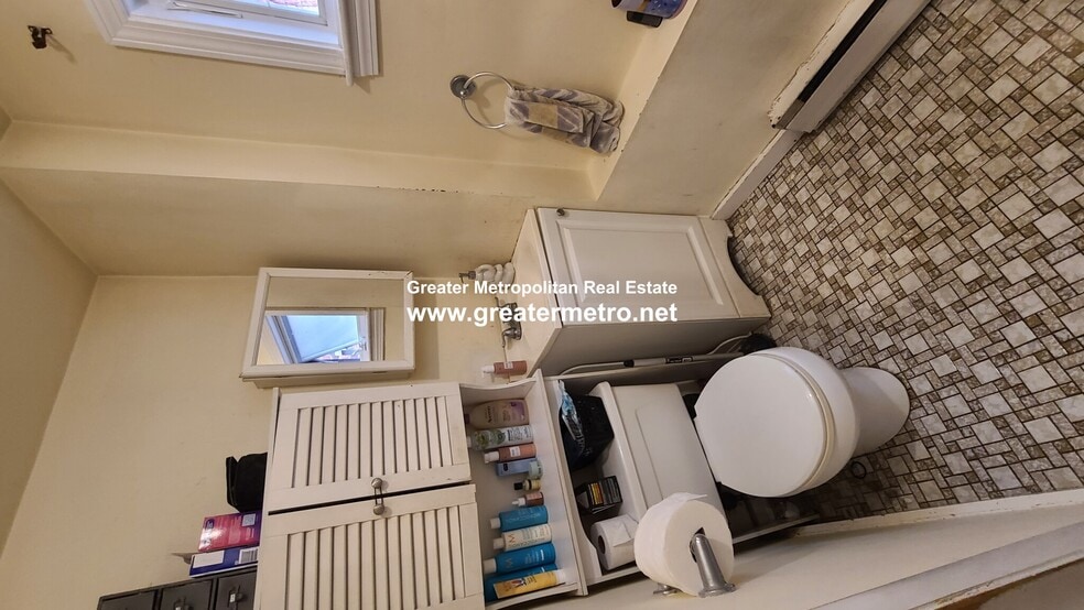 Building Photo - 1 Foster St