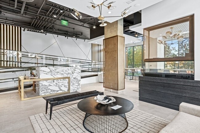 Building Photo - 99 Sumner St