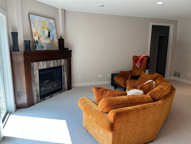 Building Photo - Rochester's Finest Guest Home