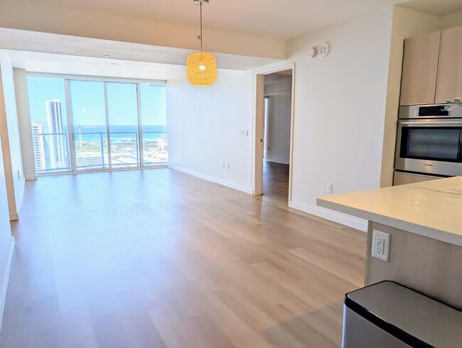 Building Photo - Sweeping Ocean Views at Symphony, 2 Bed, 2...