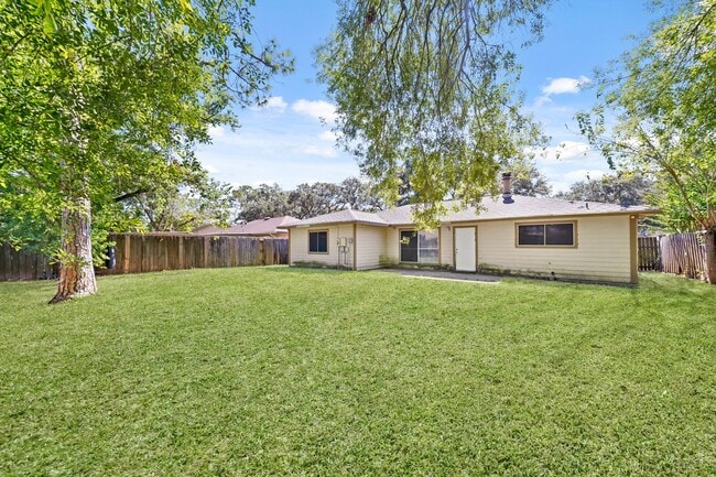 Building Photo - 13923 Ludgate Pass