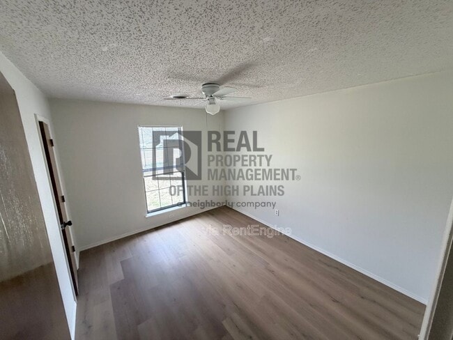 Building Photo - 6508 Drexel Rd